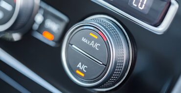 How a Car's Air Conditioning System Works - Fonctionnement du système de climatisation d’une voiture